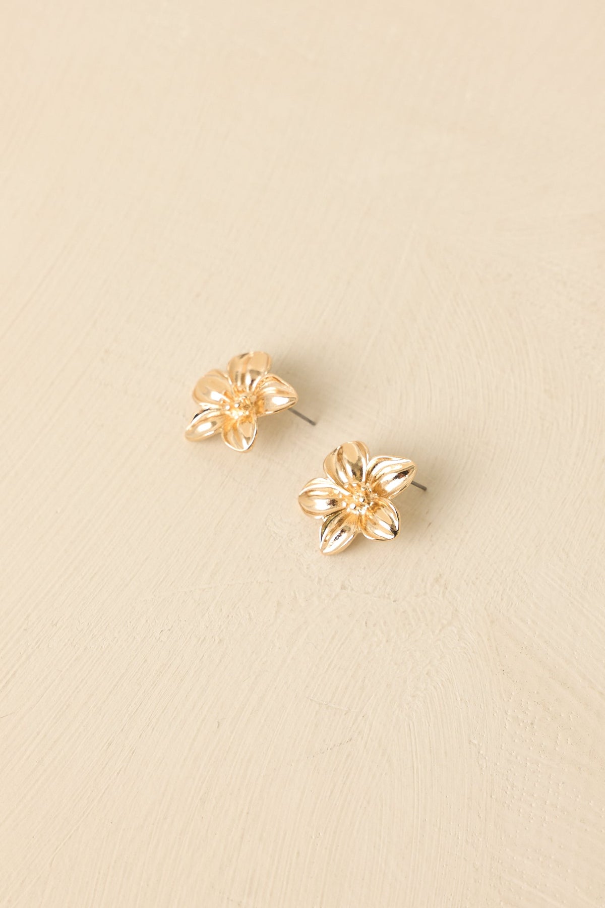 Oh, We're Glowing Gold Flower Stud Earrings