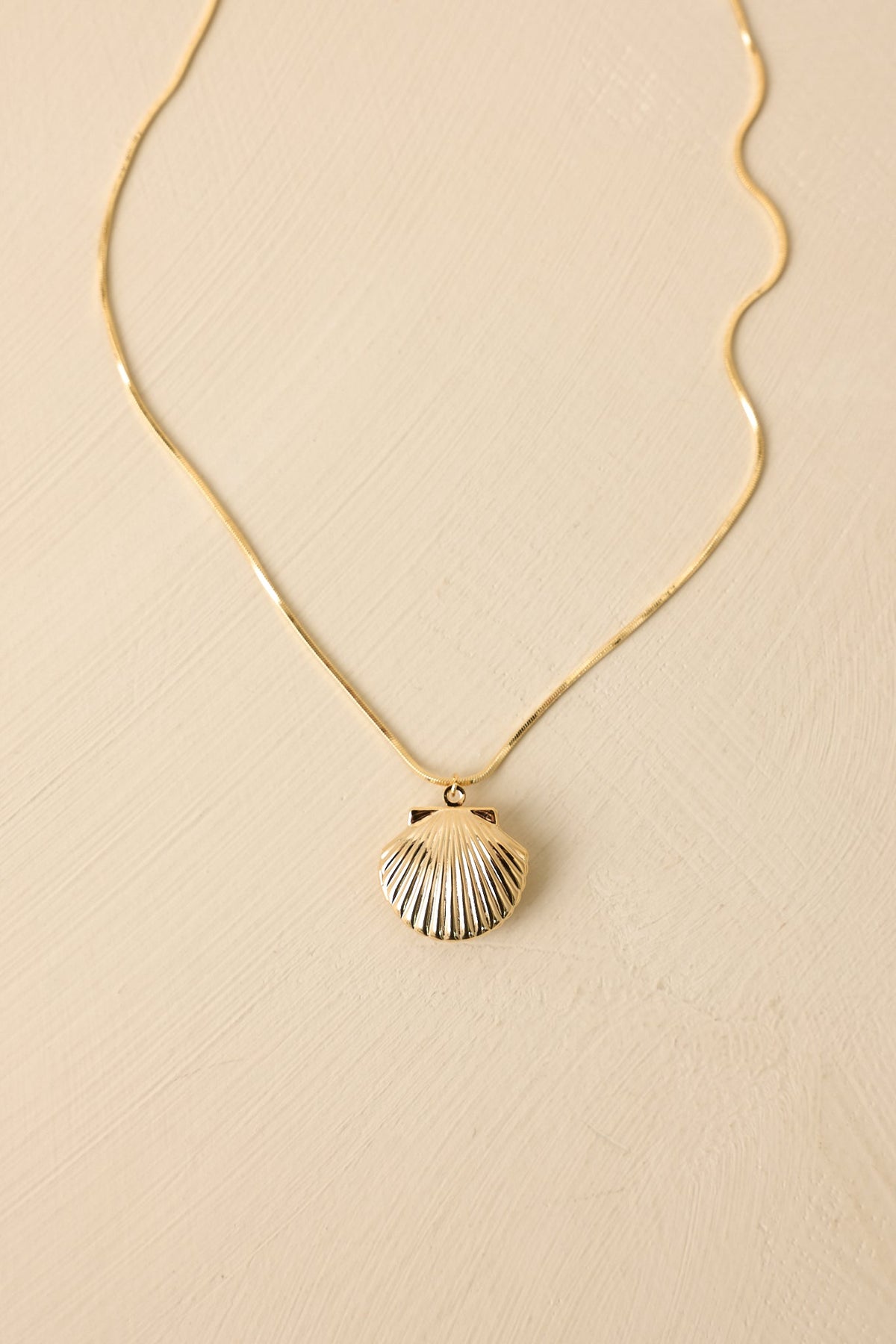 Drift to the Sea Gold Shell Pendant Necklace