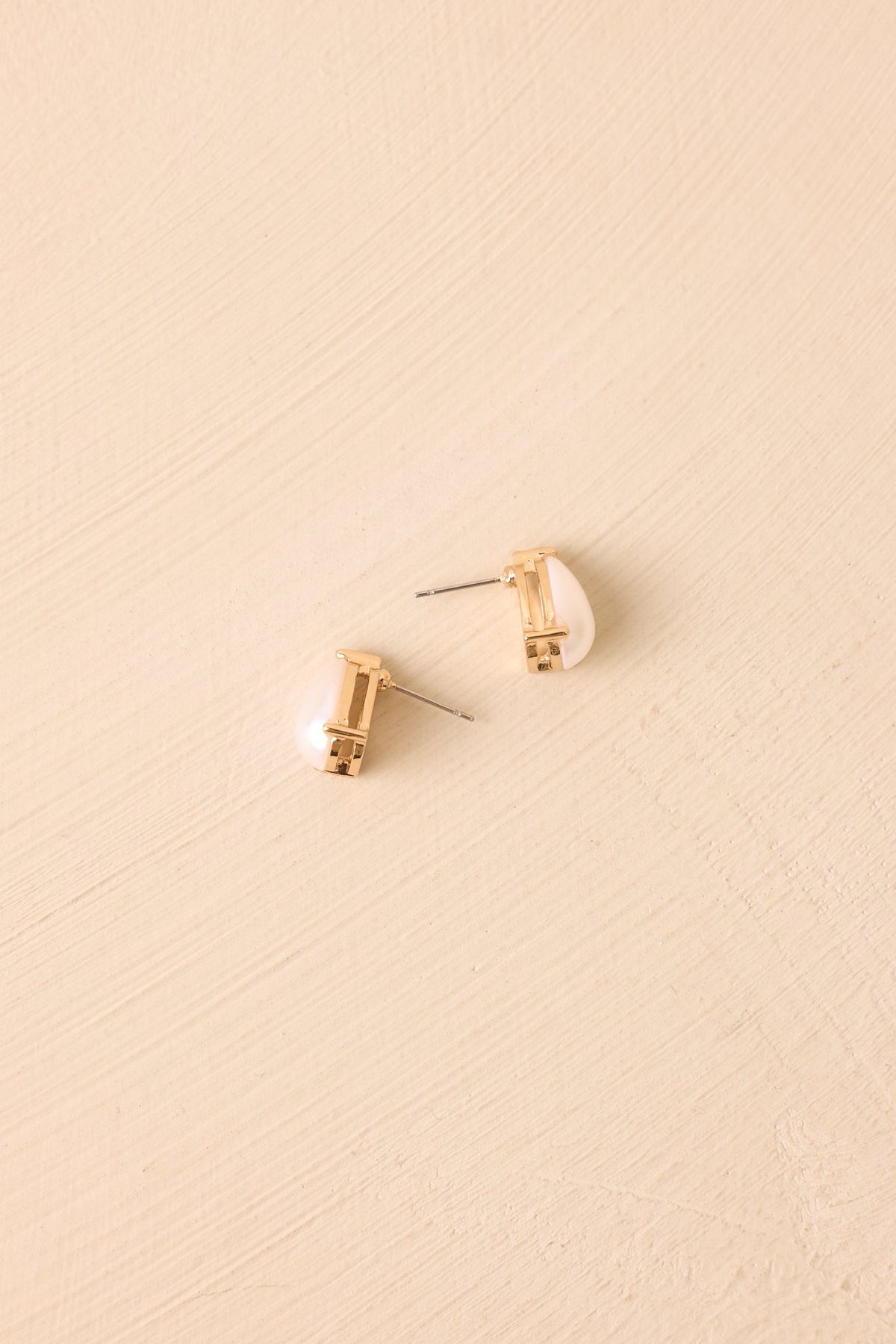 RSVP Yes Gold Pearl Teardrop Stud Earrings