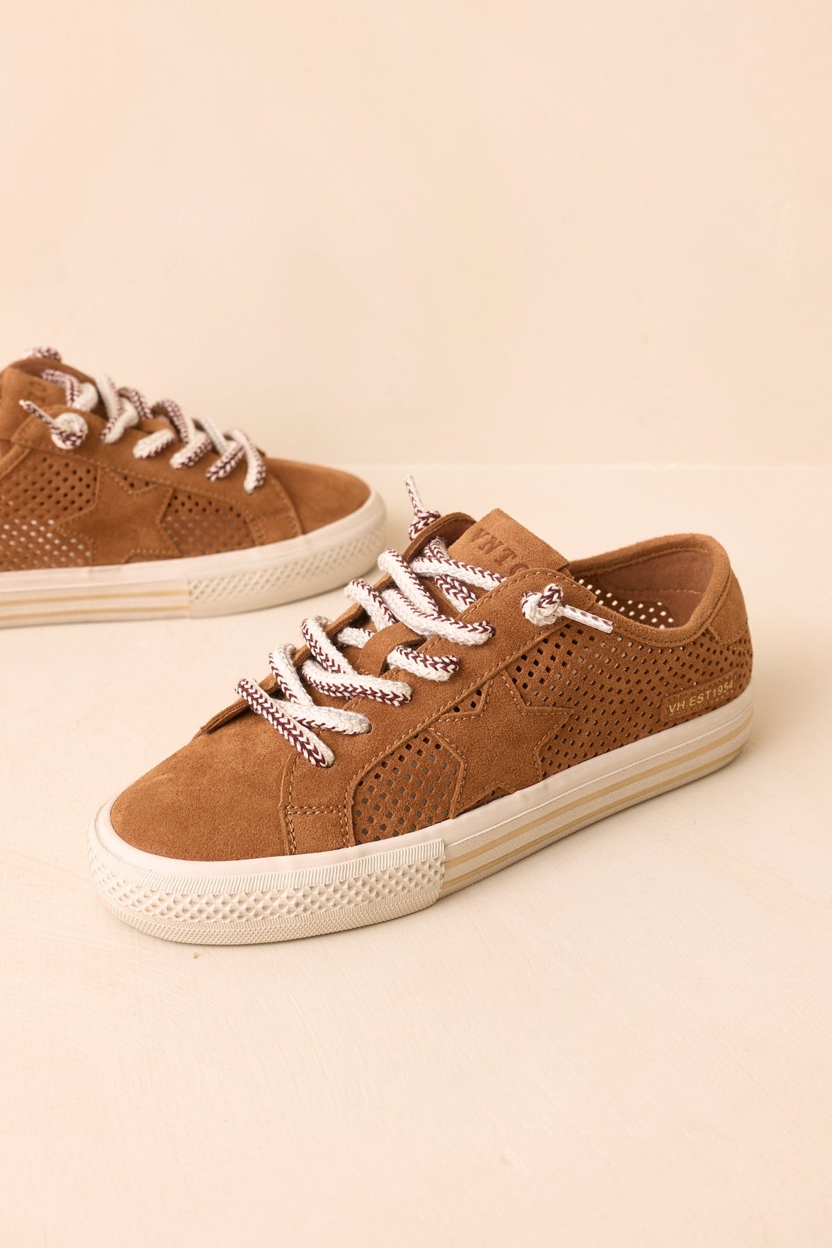 Vintage Havana Alive Camel Brown Suede Sneakers