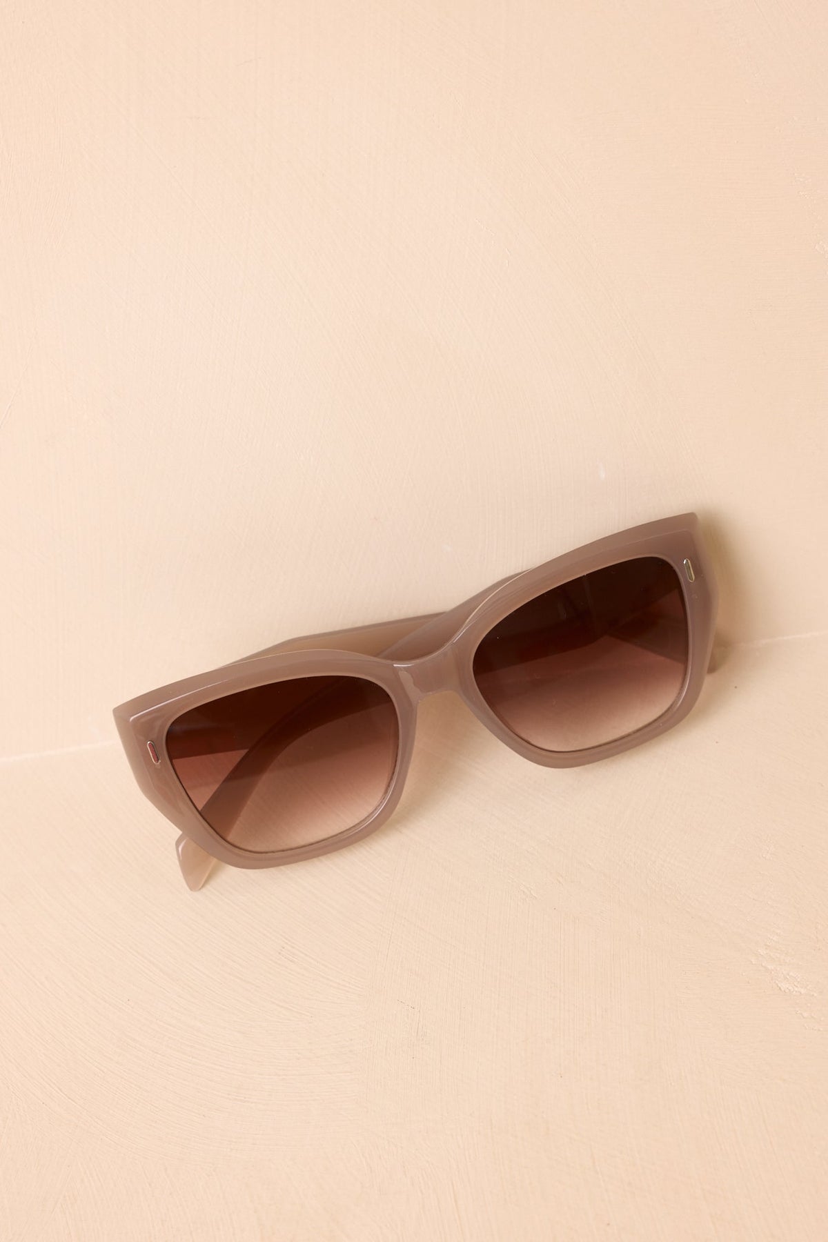 I See Your Point Mauve Taupe Oversized Cat-Eye Sunglasses