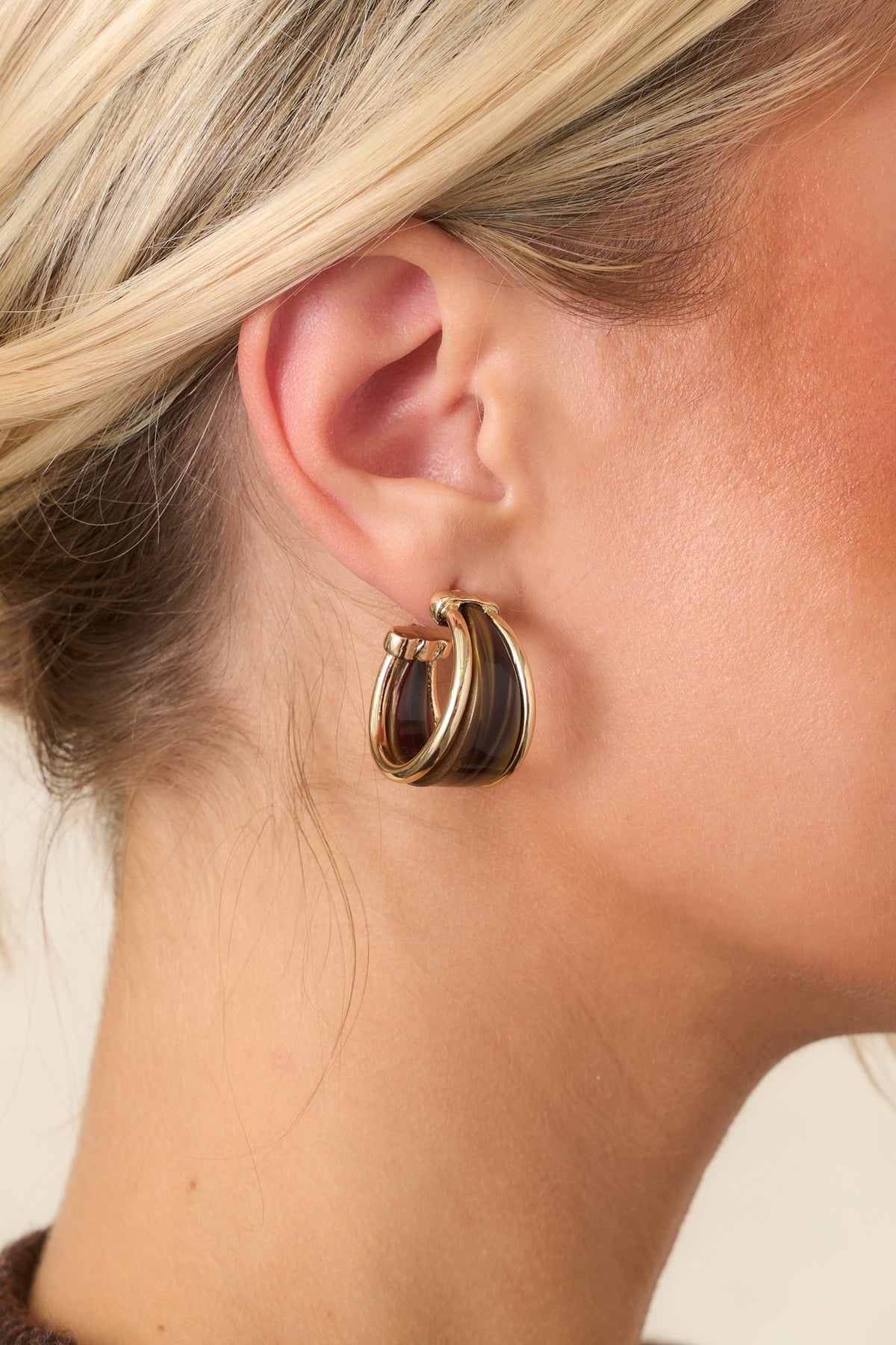 Meet Me Halfway Gold & Brown Resin Hoop Earrings