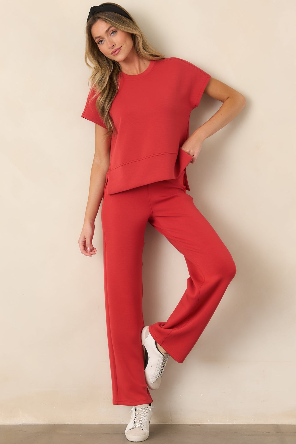 SPANX AirEssentials® Lip Stain Red Crewneck Tee